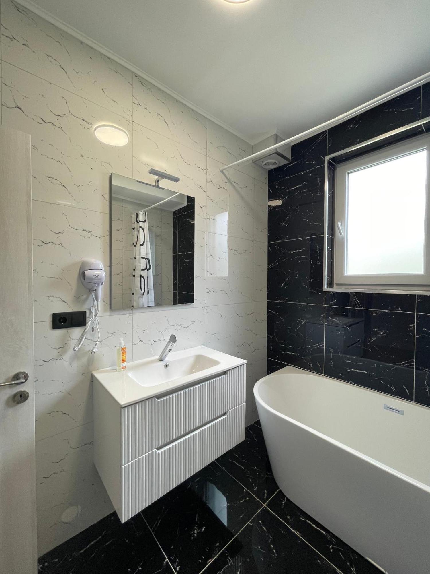 Prestige Suites - Cluj Luxury Eksteriør bilde